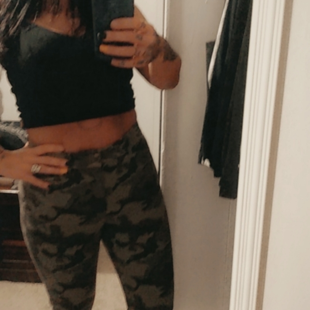 Camo pants pixie